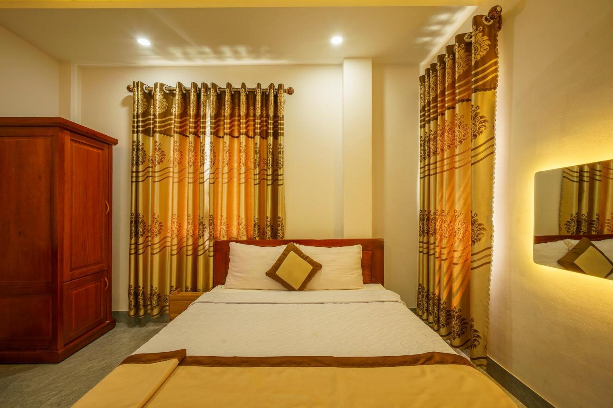 Phu Xuan Hotel Quy Nhon Exteriör bild